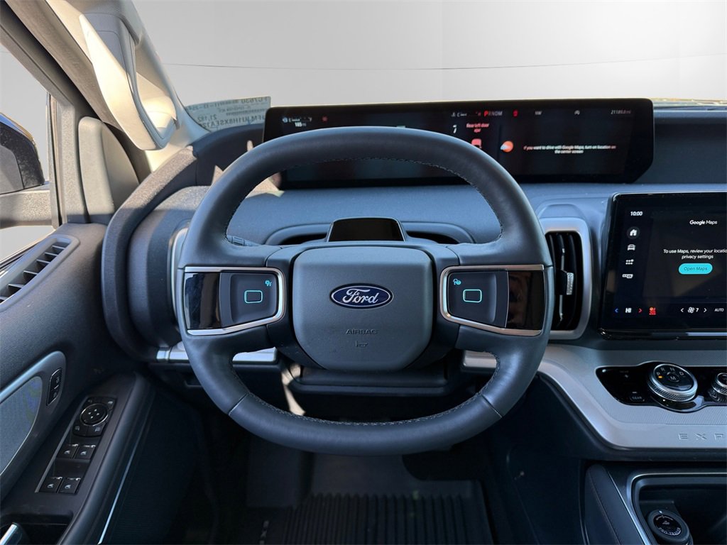 Used 2025 Ford Expedition Active image 12