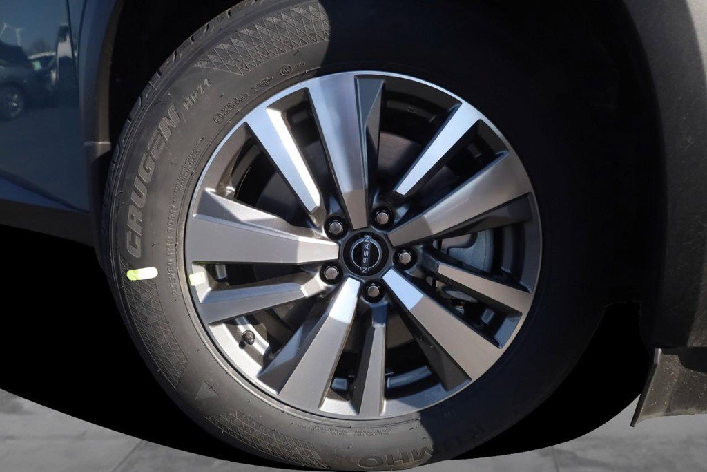 New 2026 Nissan Pathfinder SL AWD/4WD image 3