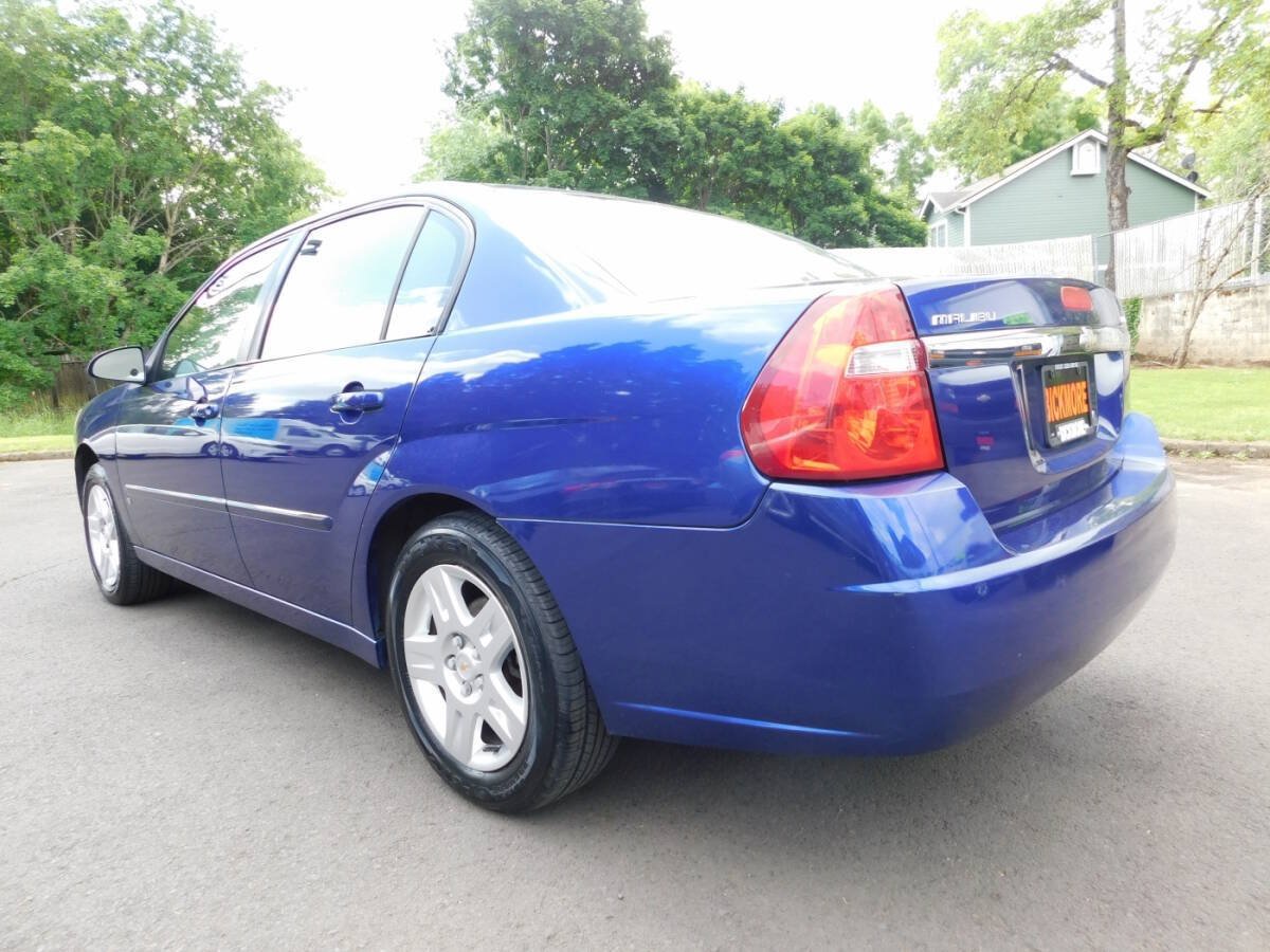 Used 2006 Chevrolet Malibu LT FWD image 3