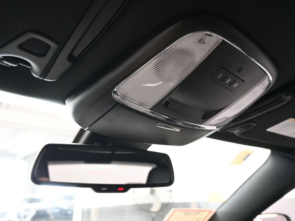 Used 2023 Dodge Charger GT w/ Technology Group image 21