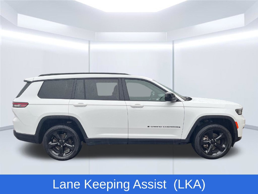 Used 2023 Jeep Grand Cherokee L Laredo AWD/4WD image 7