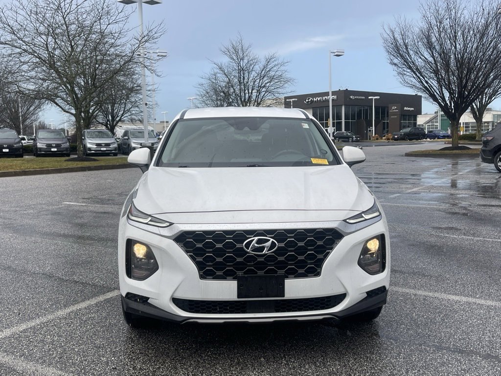Used 2019 Hyundai Santa Fe SE image 2