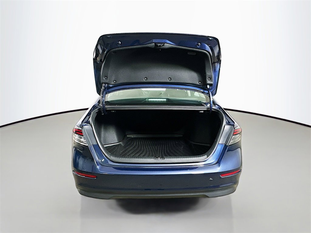 Used 2025 Honda Accord SE image 29