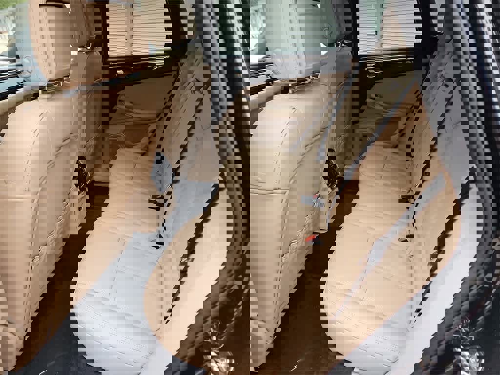 New 2026 Porsche Macan image 26