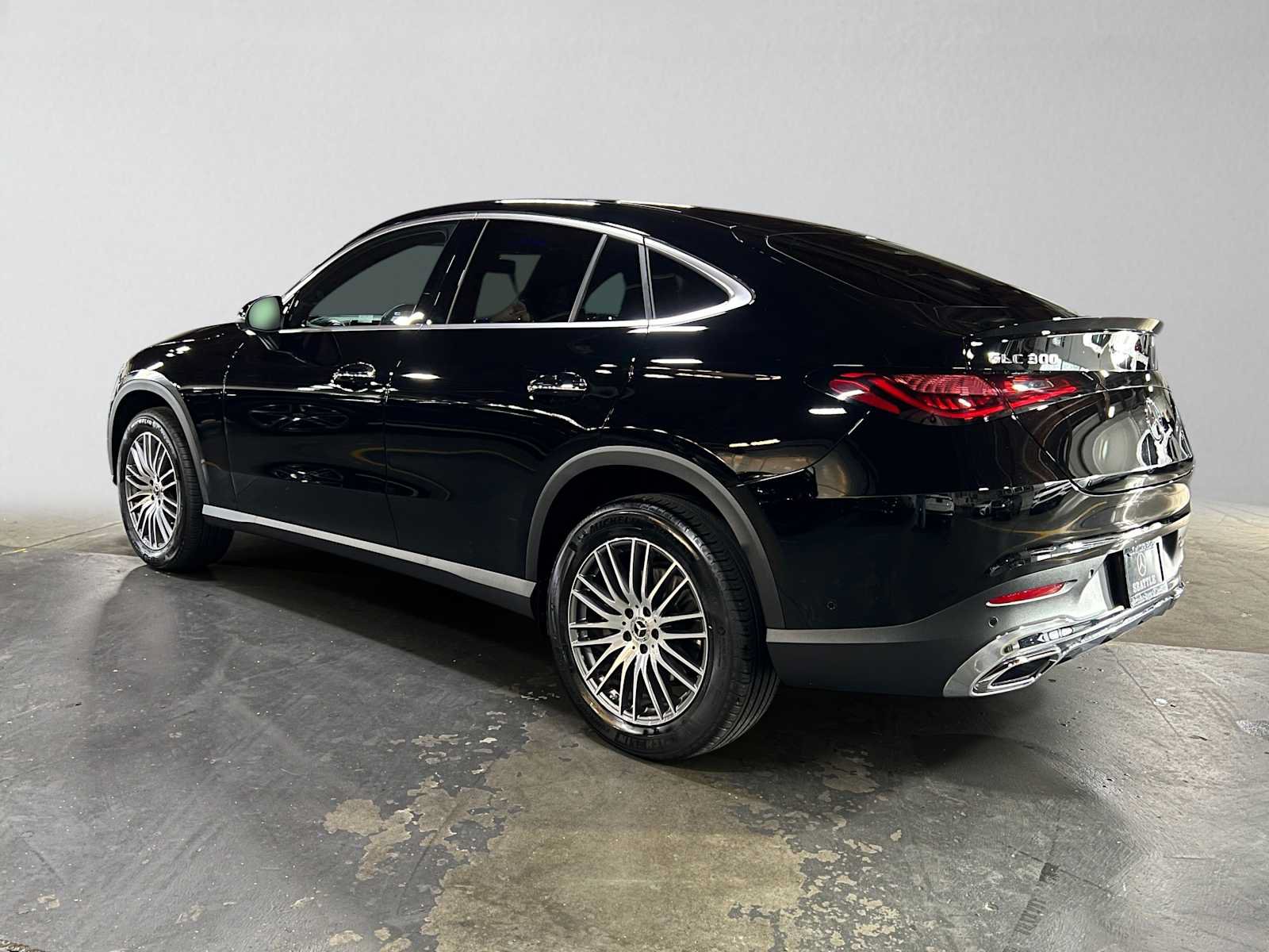 Used 2026 Mercedes-Benz GLC 300 4MATIC image 5