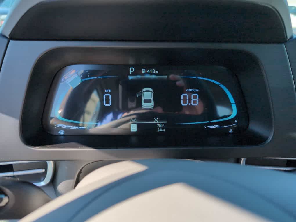 New 2026 Hyundai Elantra SE FWD image 32
