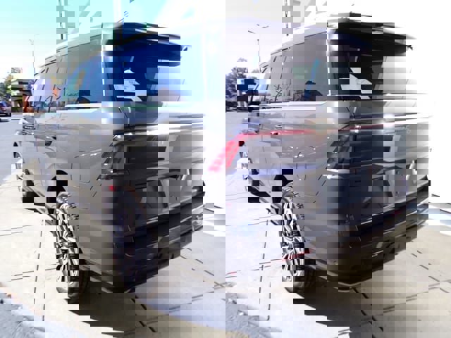 New 2025 Lincoln Navigator Black Label image 3