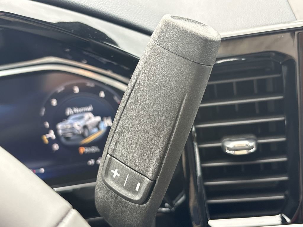 New 2026 Chevrolet Silverado 3500 High Country w/ Technology Package image 17