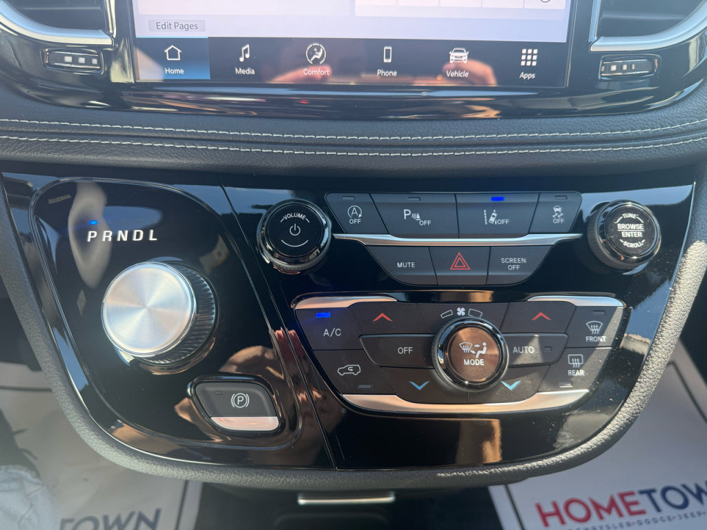 New 2026 Chrysler Pacifica Select image 28