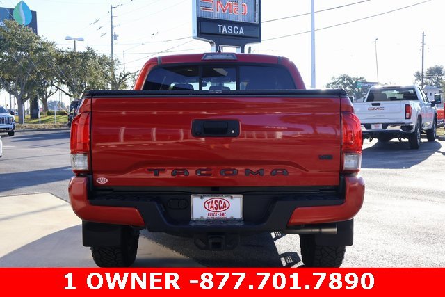 Used 2016 Toyota Tacoma TRD Sport image 6