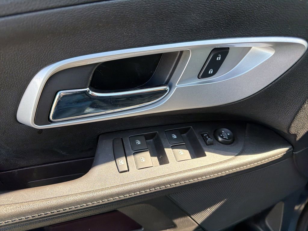 Used 2016 Chevrolet Equinox LT AWD/4WD image 10