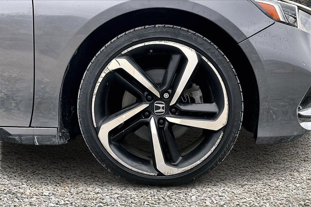 Used 2019 Honda Accord Sport image 9