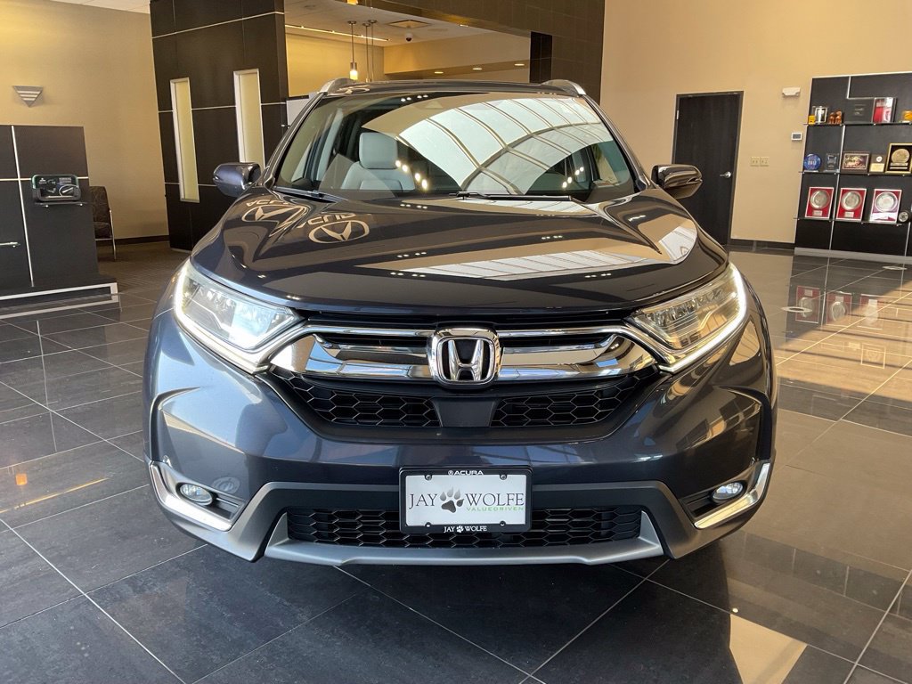 Used 2019 Honda CR-V Touring image 2