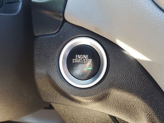 Used 2020 Chevrolet Equinox LS w/ LS Convenience Package image 16