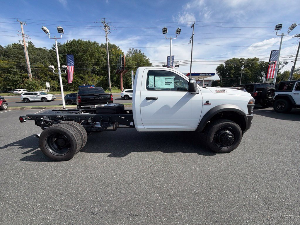 New 2026 RAM 5500 Tradesman AWD/4WD image 4