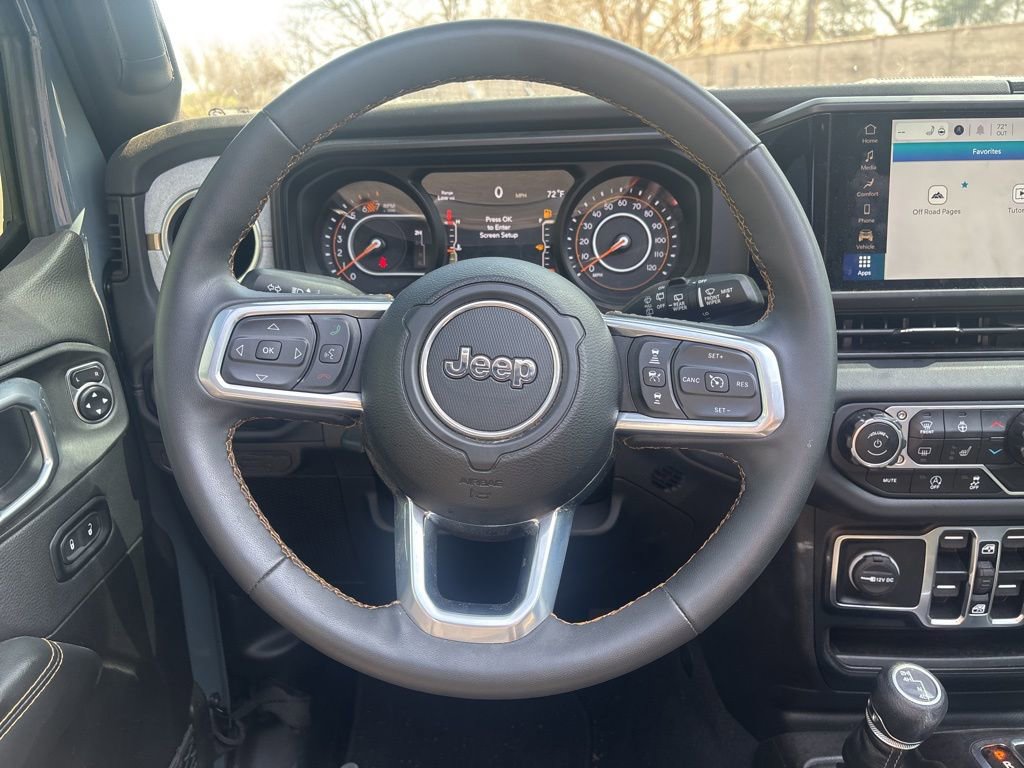 Used 2024 Jeep Wrangler Sahara AWD/4WD image 14