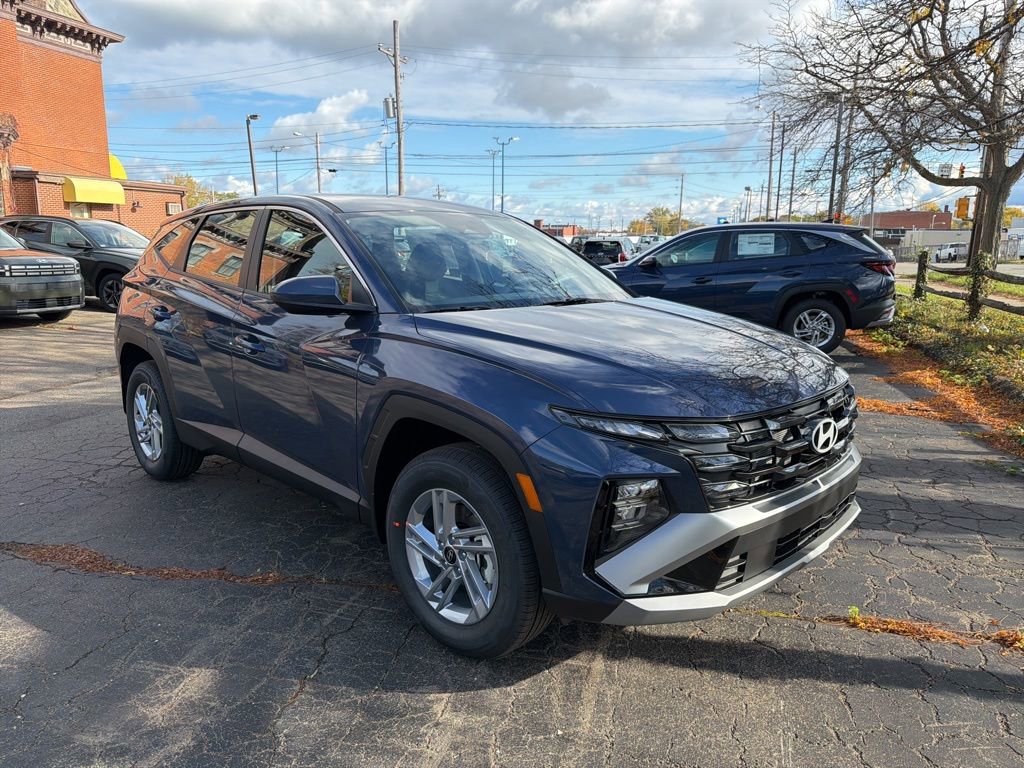 New 2026 Hyundai Tucson SE image 1