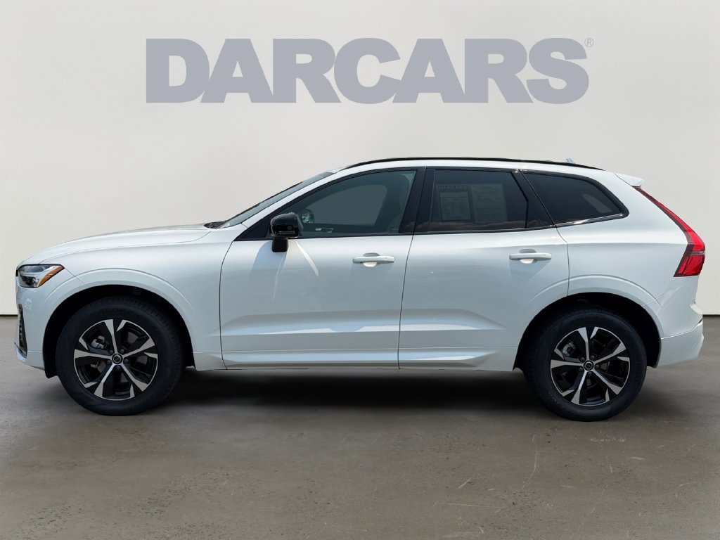 Certified 2026 Volvo XC60 B5 Core w/ Climate Package AWD/4WD image 4