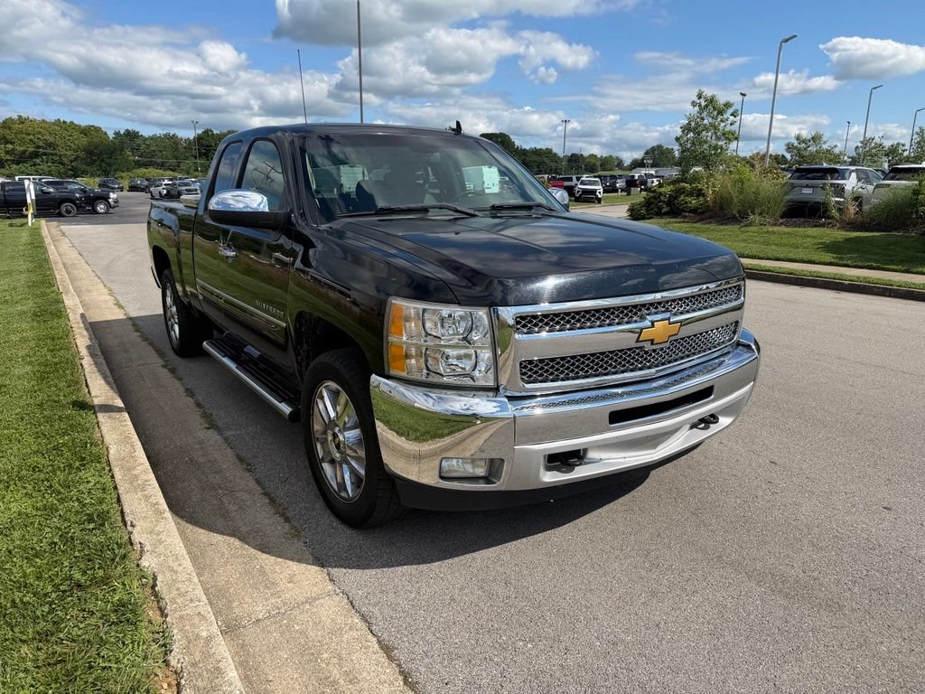 Used 2013 Chevrolet Silverado 1500 LT AWD/4WD image 2