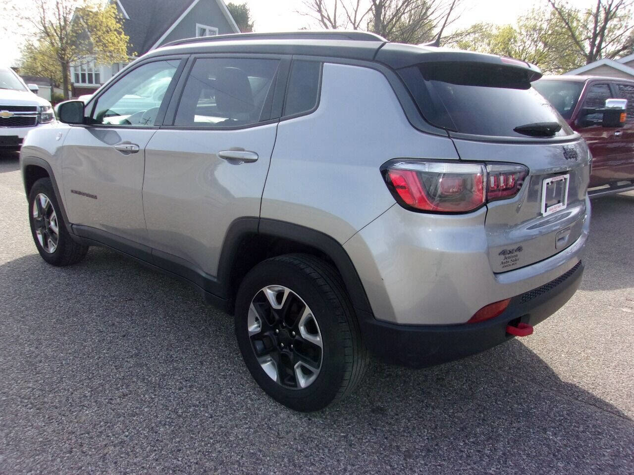 Used 2017 Jeep Compass Trailhawk w/ Leather Interior Group image 4
