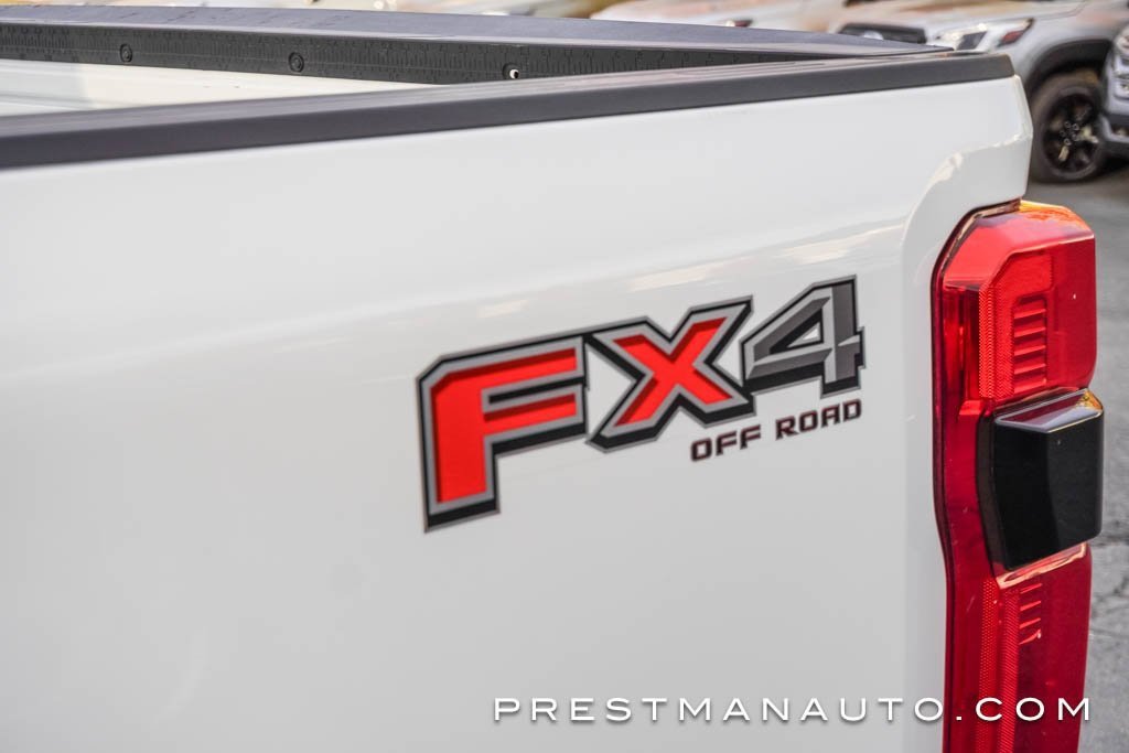 Used 2025 Ford F250 Lariat w/ Chrome Package image 21