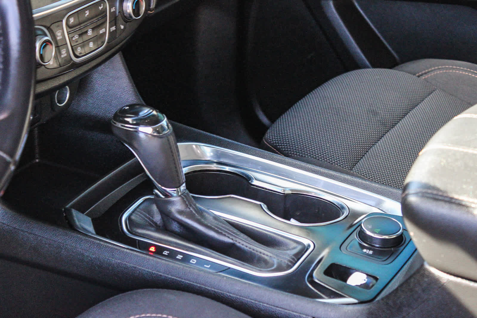 Used 2019 Chevrolet Traverse LT image 19