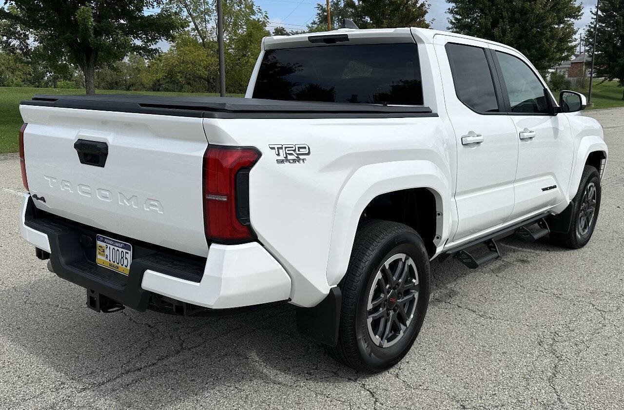 Used 2026 Toyota Tacoma TRD Sport AWD/4WD image 1