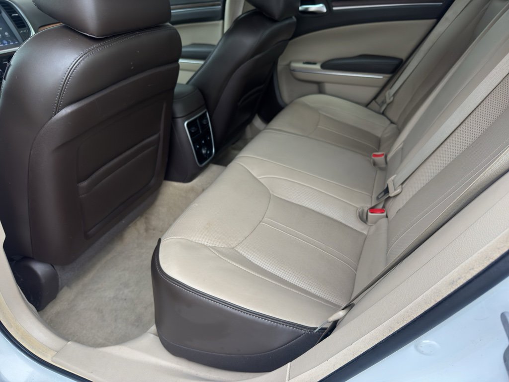 Used 2013 Chrysler 300 C Luxury Series w/ Beats Audio Group image 10