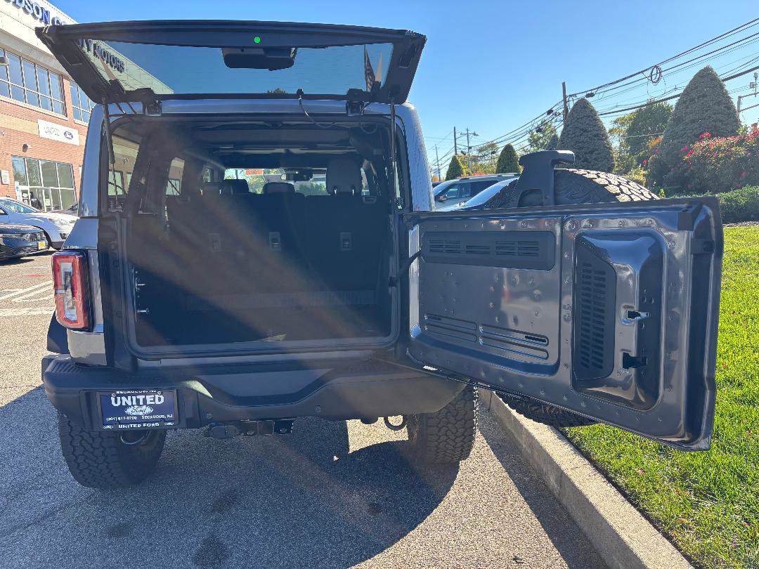New 2025 Ford Bronco Badlands image 12