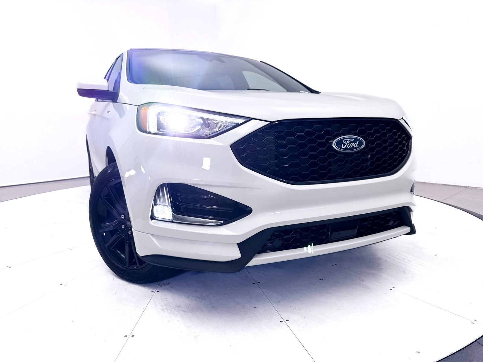 Used 2023 Ford Edge ST-Line AWD/4WD image 8