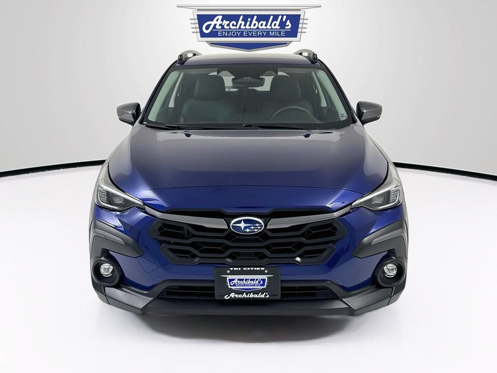 Used 2024 Subaru Crosstrek 2.5i Limited w/ Crosstrek Mirror Package AWD/4WD image 2