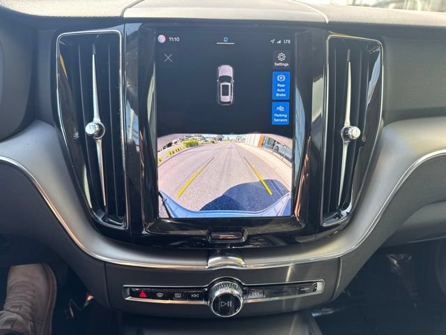 Used 2024 Volvo XC60 B5 Core w/ Protection Package Premier AWD/4WD image 26