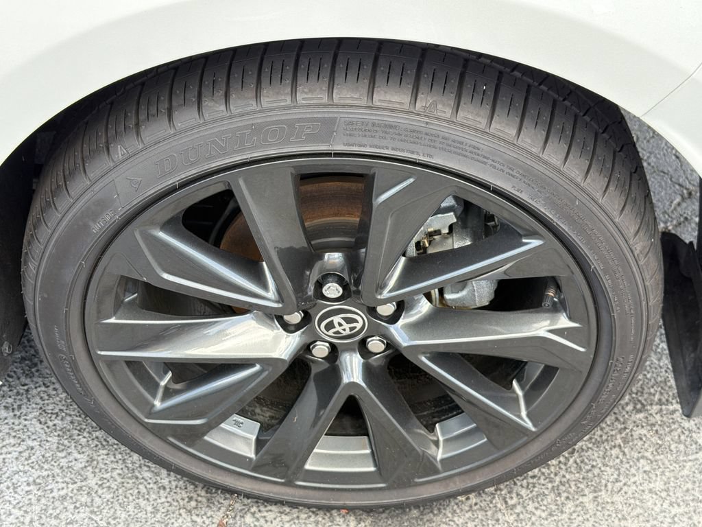 Used 2026 Toyota Corolla SE w/ SE Package FWD image 8