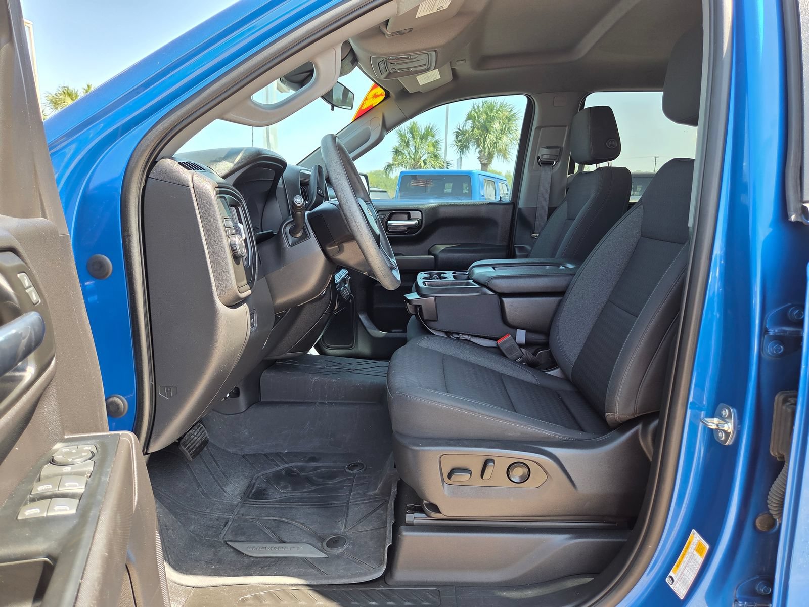 Used 2023 Chevrolet Silverado 1500 Custom RWD image 15