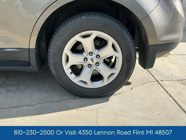 Used 2013 Ford Edge SEL FWD image 32