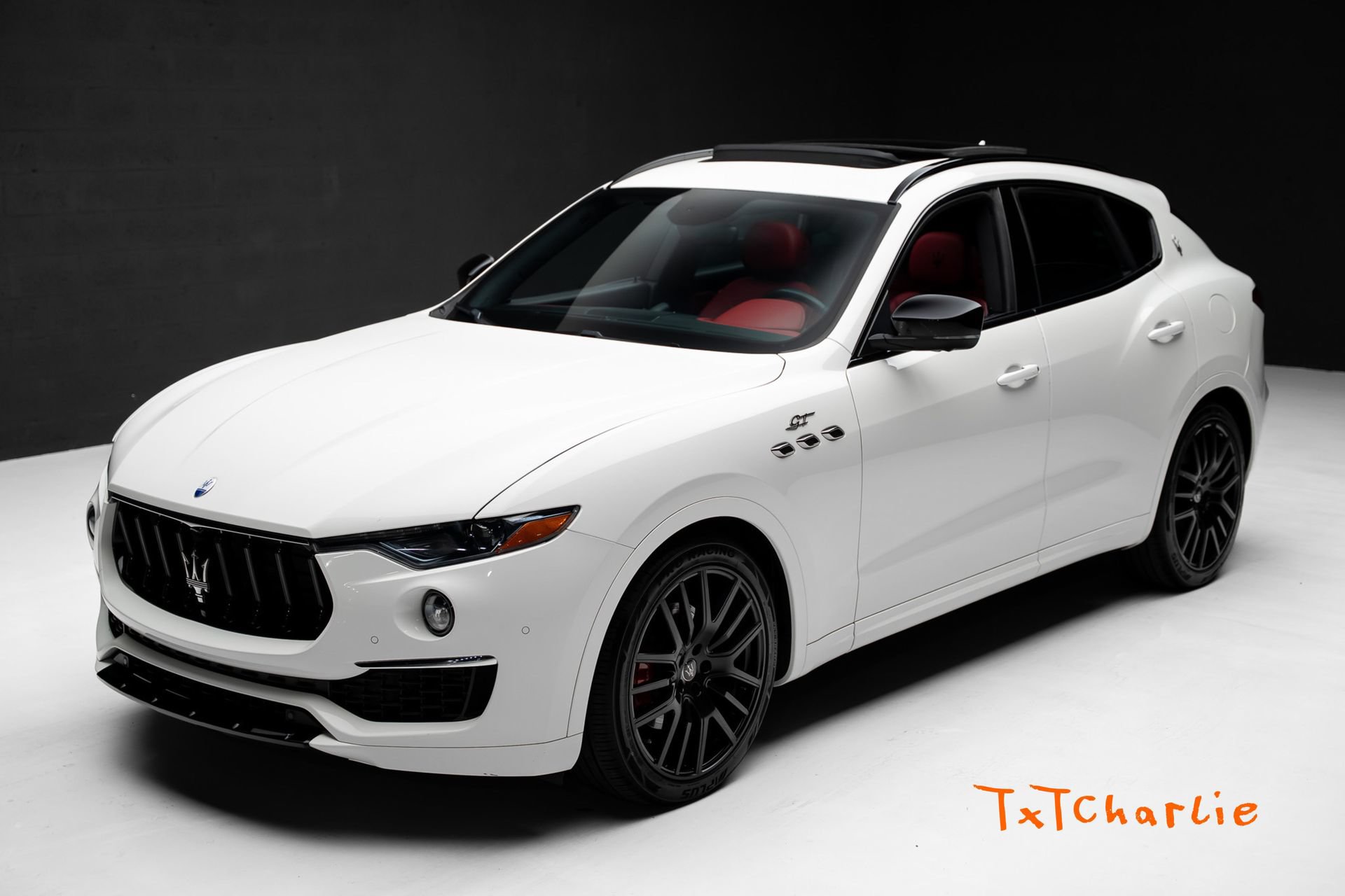Used 2022 Maserati Levante GT AWD/4WD image 1