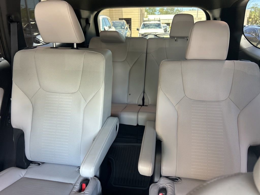 Used 2025 Lexus TX 350 AWD w/ Technology Package image 3
