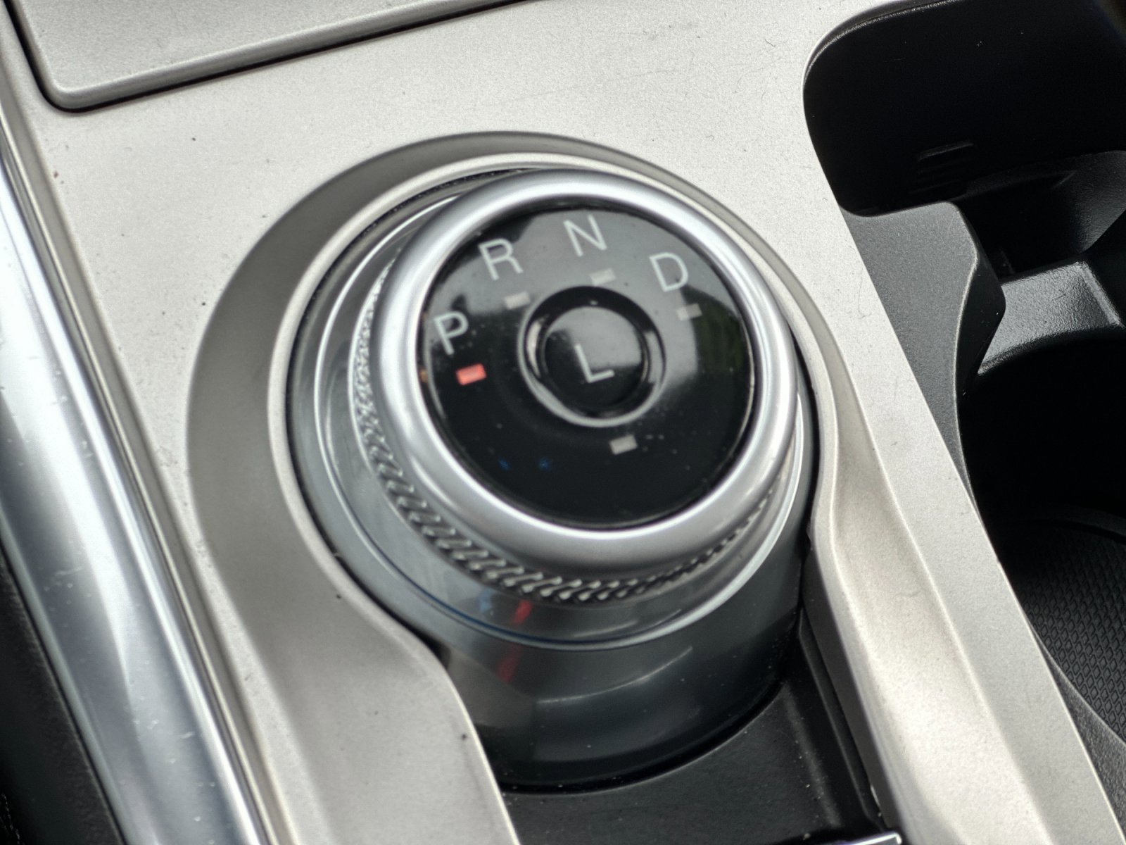 Certified 2022 Ford Explorer Platinum w/ Equipment Group 601A image 24