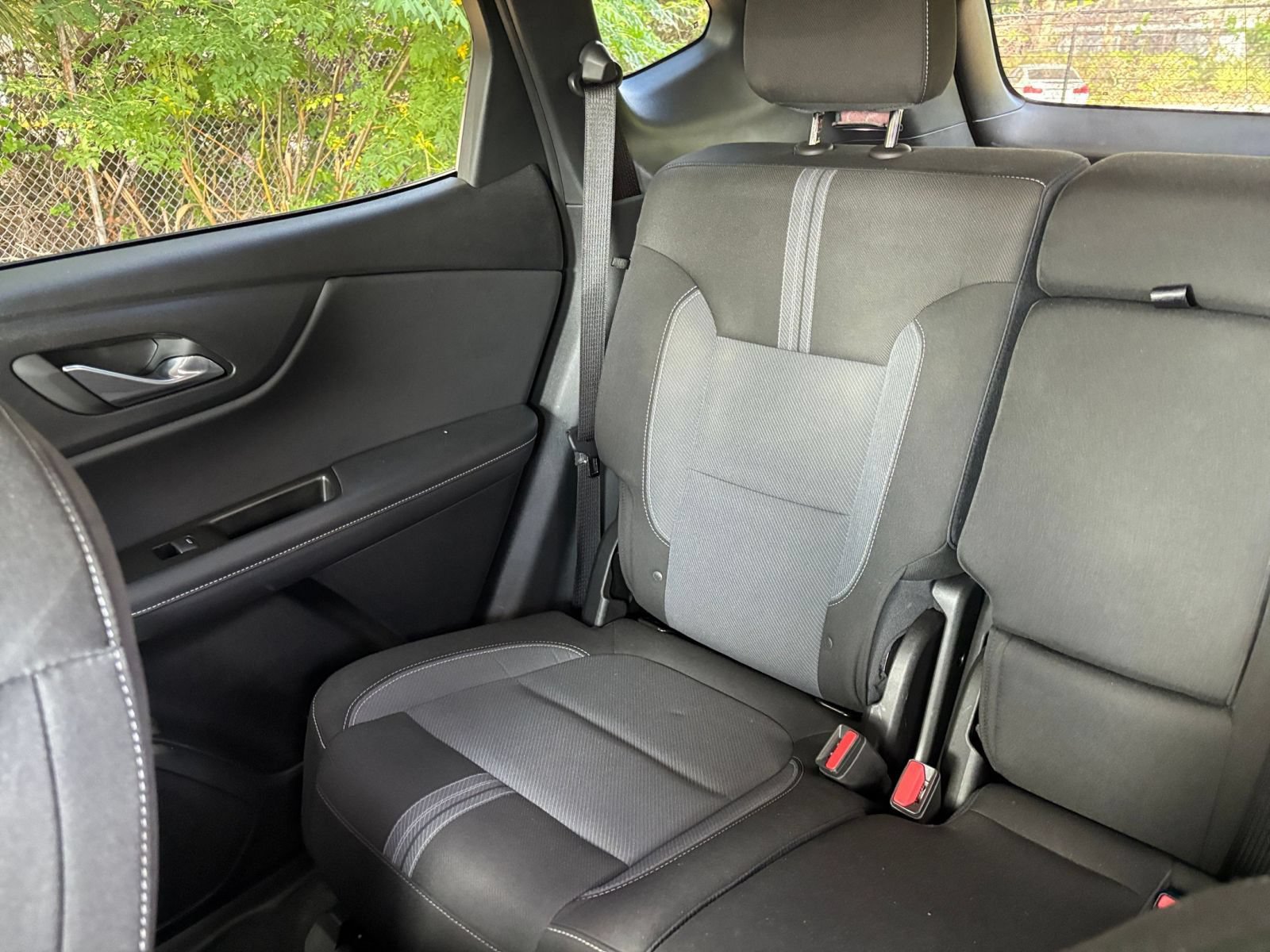 Used 2025 Chevrolet Blazer LT FWD image 40