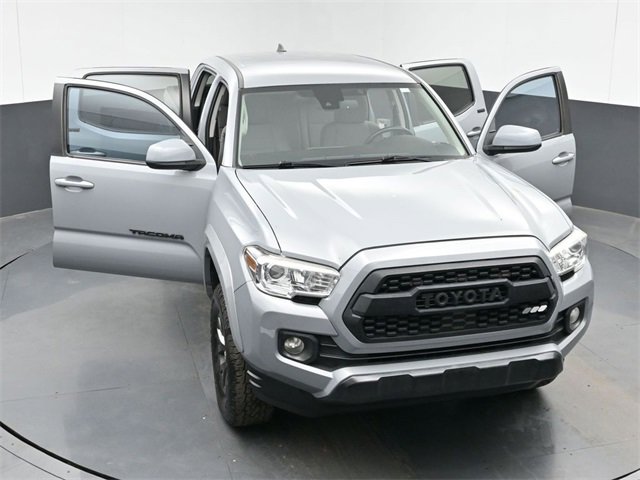 Used 2020 Toyota Tacoma SR5 image 48