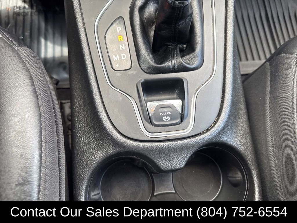 Used 2021 Jeep Cherokee Latitude Lux w/ Comfort/Convenience Group AWD/4WD image 24