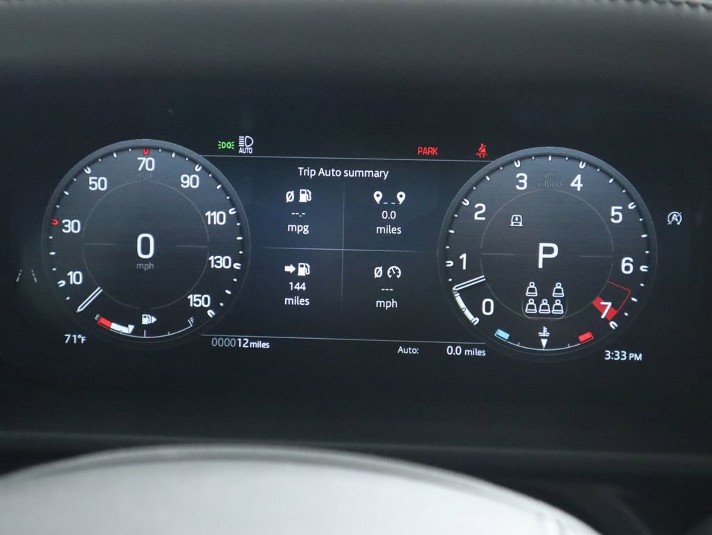 New 2026 Land Rover Defender 130 V8 image 32