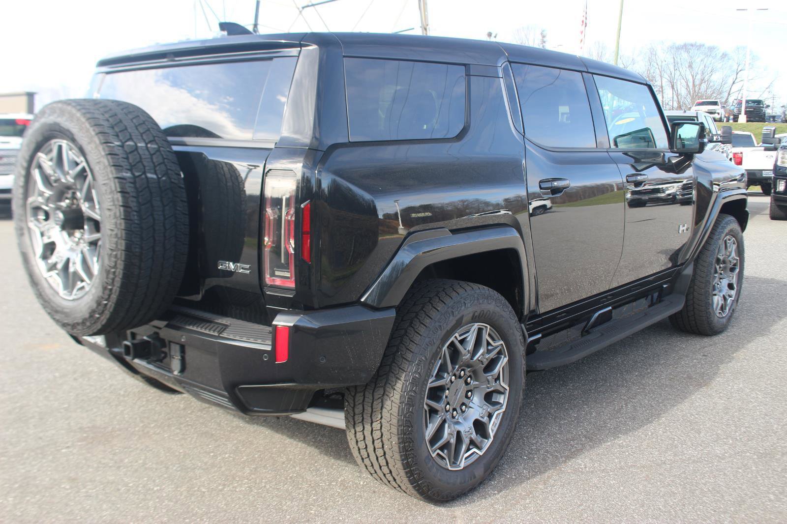 New 2025 GMC Hummer EV 3X image 7