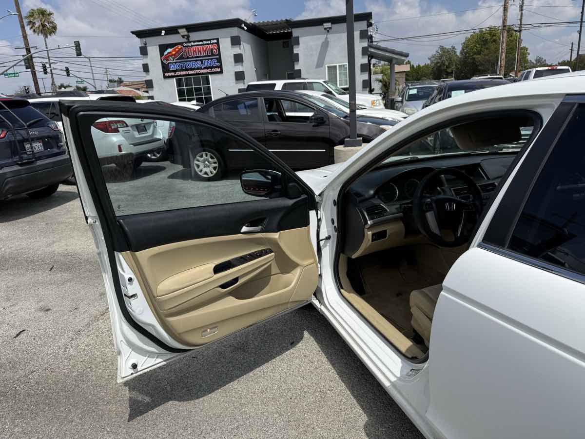 Used 2012 Honda Accord LX image 5