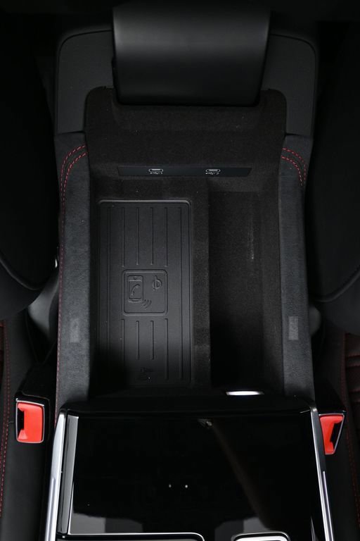 Used 2025 Audi RS 7 Performance w/ Matte Carbon Package AWD/4WD image 23