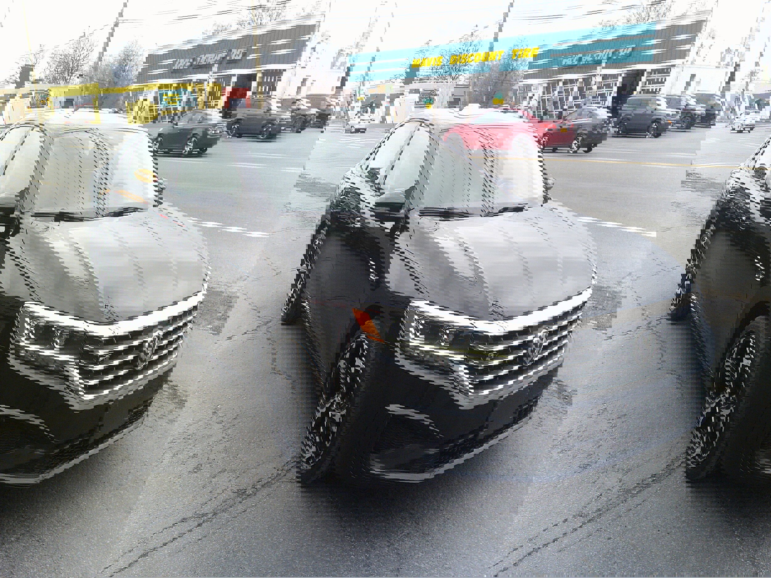 Used 2020 Volkswagen Passat 2.0T R-Line image 8