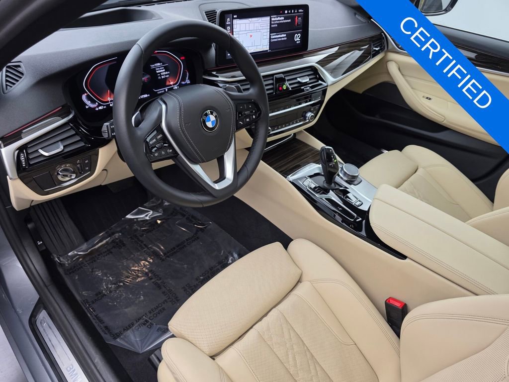 Used 2023 BMW 530i w/ Premium Package image 10