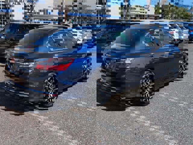 Used 2017 Honda Accord Sport image 8