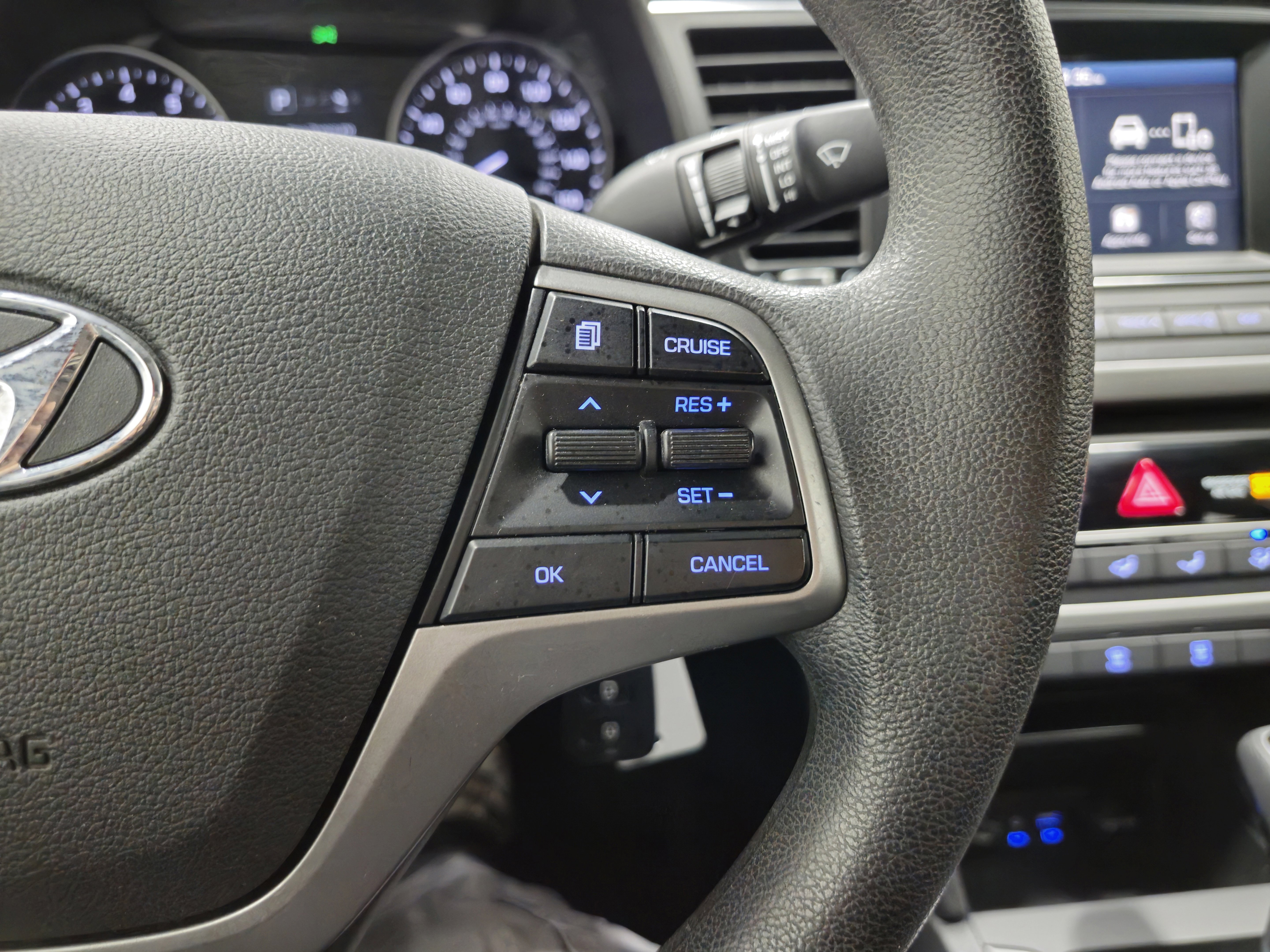 Used 2018 Hyundai Elantra SEL image 30