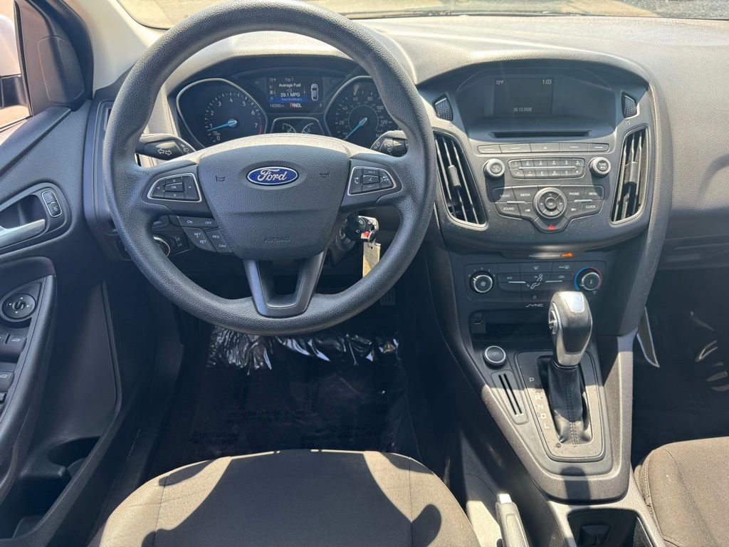 Used 2016 Ford Focus SE FWD image 10